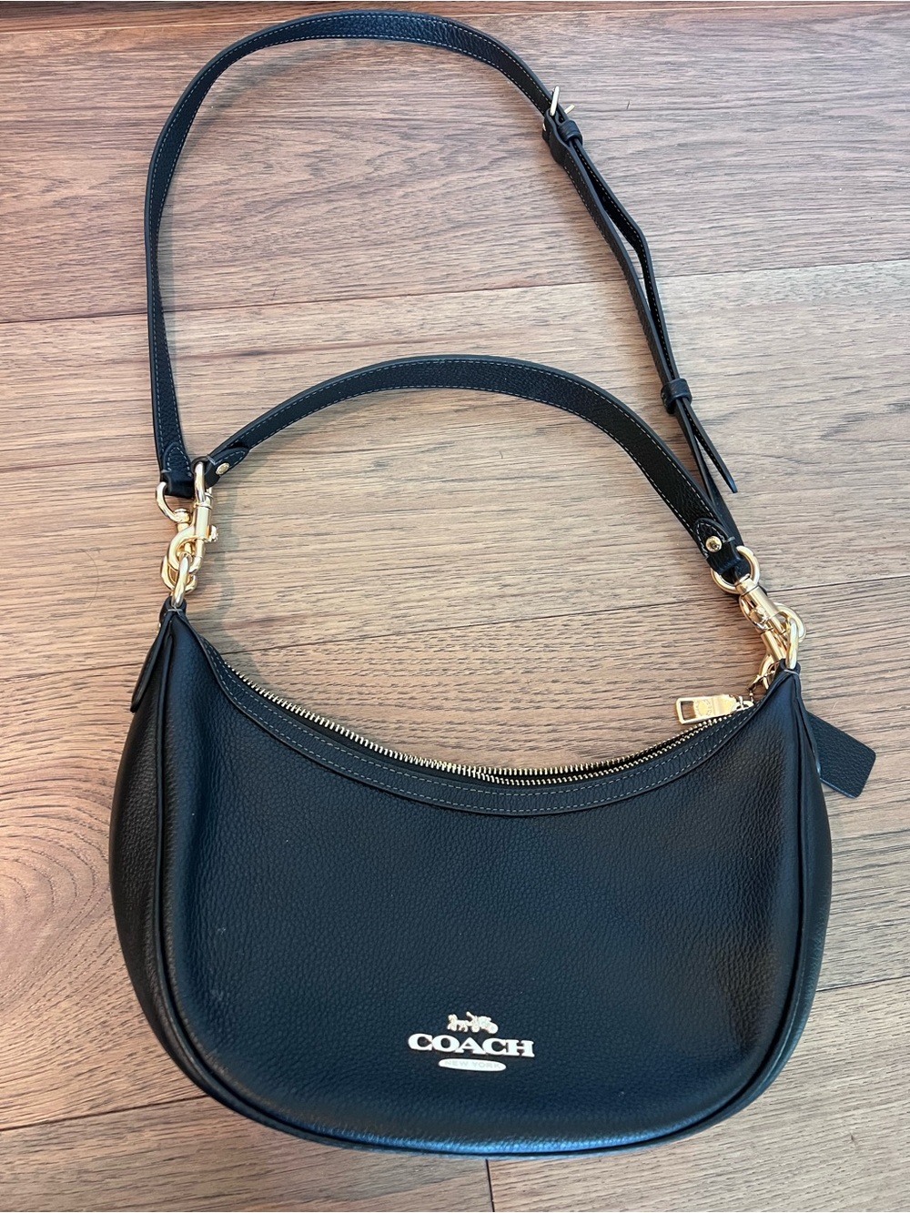 Coach Black Pebbled Leather Crescent Hobo with Gold Hardware Like New - Picture 5 of 7
